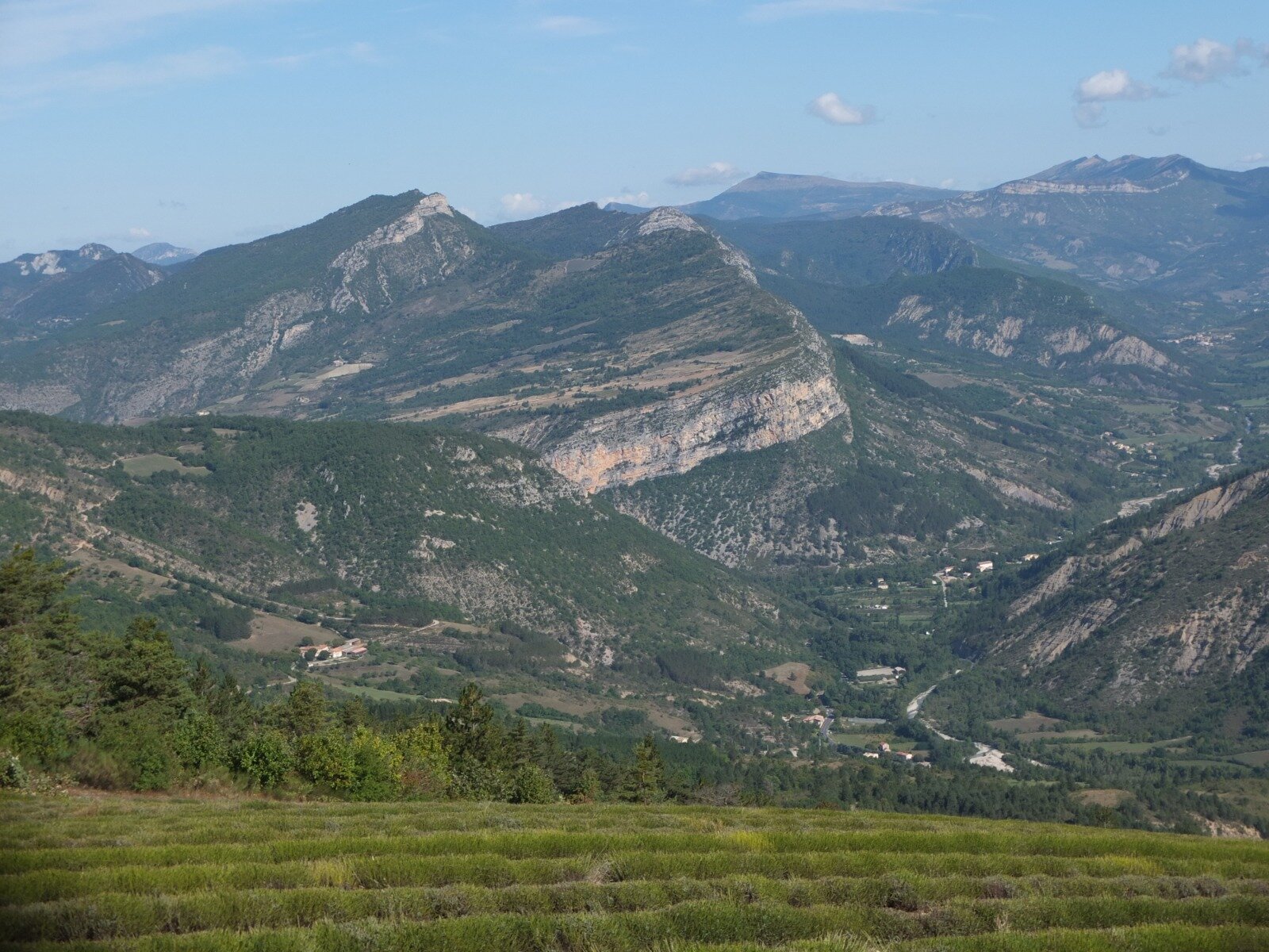 Le pays de Rémuzat vu du col de Soubeyrand