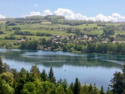 VUE SUR LE LAC